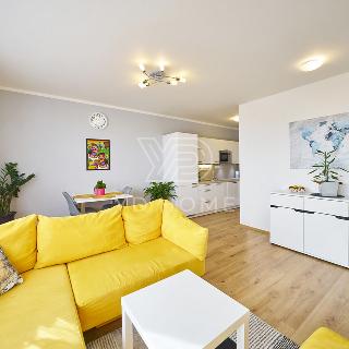 Prodej bytu 3+kk 73 m² Praha, Miloše Havla