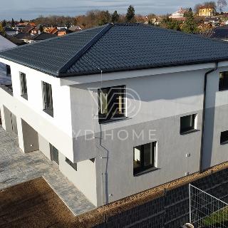 Prodej rodinného domu 226 m² Jirny, Luční