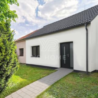 Prodej stavební parcely 233 m² Neslovice