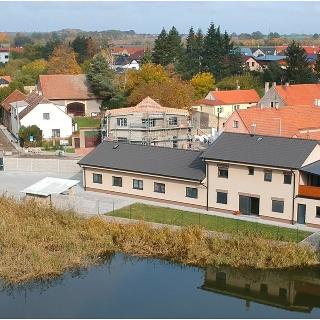 Prodej rodinného domu 320 m² Drahelčice, Hořelická