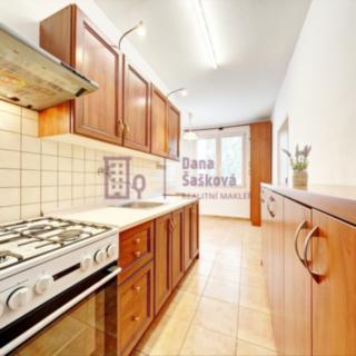 Pronájem bytu 3+1 78 m² Jindřichův Hradec III, sídliště Vajgar
