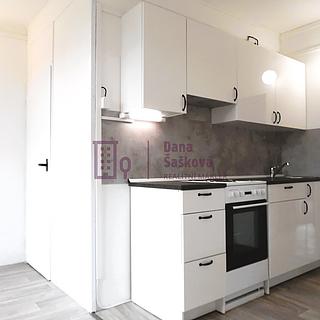 Pronájem bytu 3+1 87 m² Jindřichův Hradec