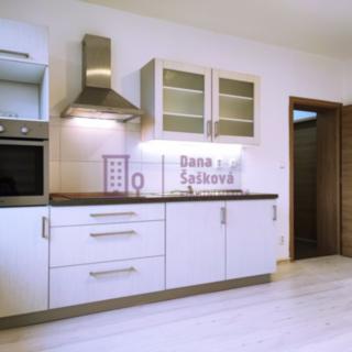 Pronájem bytu 1+kk a garsoniéry 23 m² Jindřichův Hradec III, sídliště Vajgar
