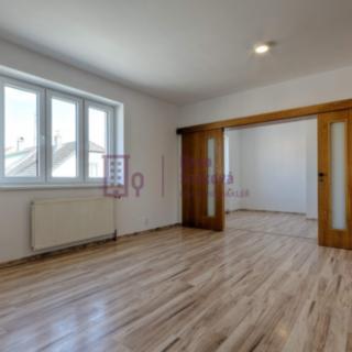 Pronájem bytu 3+kk 61 m² Jindřichův Hradec, Rezkova