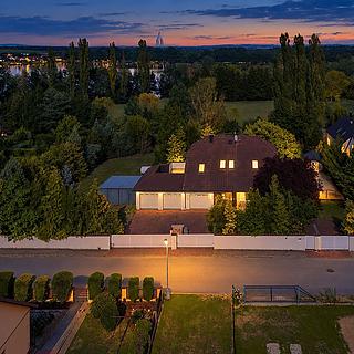 Prodej rodinného domu 216 m&sup2; Malovice