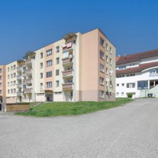 Pronájem bytu 2+kk 47 m² Hluboká nad Vltavou