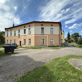 Prodej bytu 1+1 60 m² Dvůr Králové nad Labem, Dobrovského