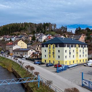Pronájem bytu 3+1 46 m&sup2; Úpice