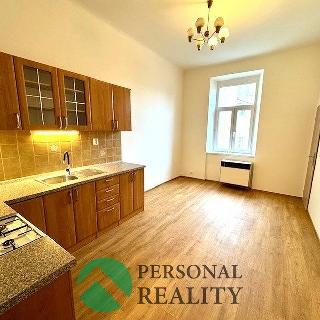 Pronájem bytu 2+1 65 m² Praha, Starostrašnická