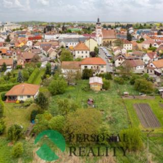 Prodej stavební parcely 2253 m&sup2; Chlumec nad Cidlinou