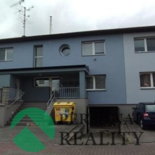 Prodej garáže 36 m² Rybitví