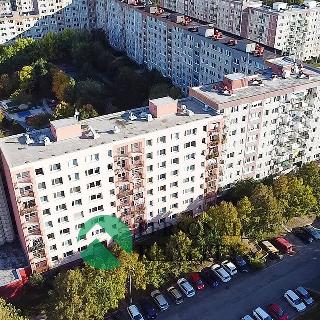 Prodej bytu 4+1 83 m² Praha, Lohniského