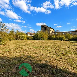Prodej stavební parcely 8775 m&sup2; Podbořany