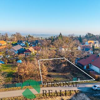 Prodej stavební parcely 847 m² Loučeň