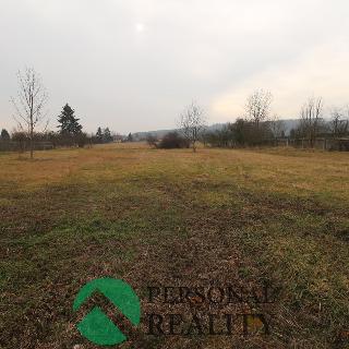 Prodej stavební parcely 1 674 m² Oráčov, 