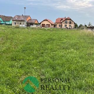 Prodej stavební parcely 1034 m² Městec Králové