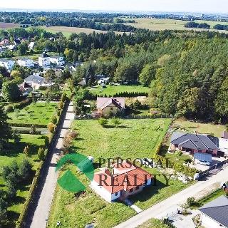 Prodej stavební parcely 1 112 m² Babice, 