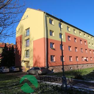 Pronájem bytu 1+1 28 m² Kladno, Míru