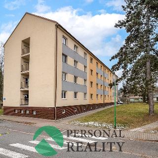 Prodej bytu 1+kk a garsoniéry 28 m² Chvaletice, Obránců míru