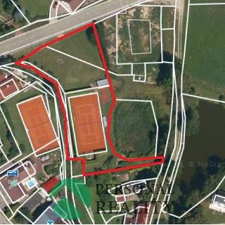 Prodej komerčního pozemku 2 909 m² Jindřichův Hradec, 