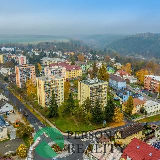 Pronájem bytu 1+kk a garsoniéry 30 m² Bělá pod Bezdězem, Tyršova