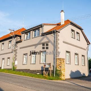 Prodej zemědělského objektu 1 500 m² Slabčice