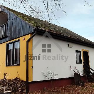 Prodej rodinného domu 92 m² Komařice