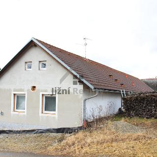 Prodej rodinného domu 180 m² Žárovná