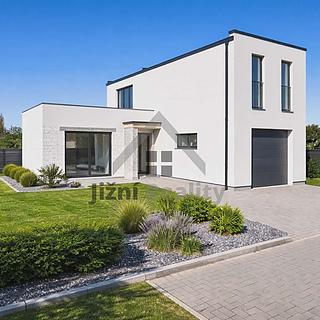 Prodej rodinného domu 220 m&sup2; České Velenice