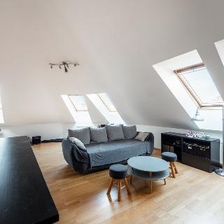 Prodej bytu 3+kk 99 m² Praha, Přístavní