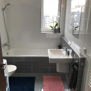 Prodej bytu 1+kk a garsoniéry 32 m² Praha, Svitákova