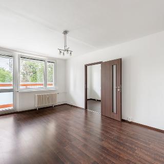 Prodej bytu 3+1 83 m² Praha, Vondroušova