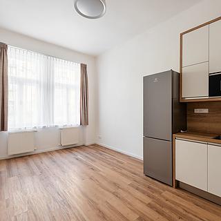 Prodej bytu 4+kk 77 m² Praha