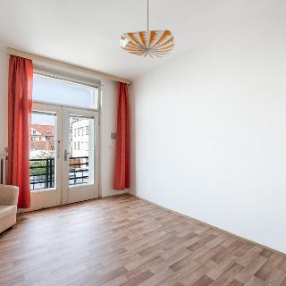 Prodej bytu 2+kk 61 m² Praha