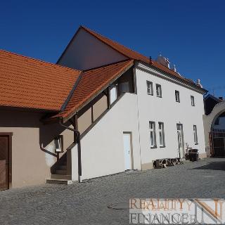 Pronájem bytu 1+kk a garsoniéry 26 m² Plzeň, Prvomájová