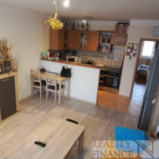 Pronájem bytu 2+kk 48 m² Tlučná, Na Čampuli