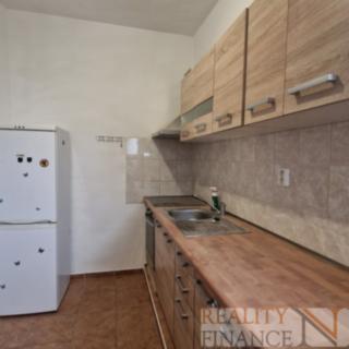 Pronájem bytu 2+1 65 m² Kozolupy