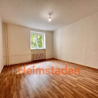 Pronájem bytu 3+1 73 m² Ostrava, Porubská