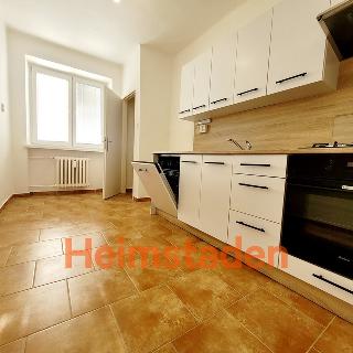 Pronájem bytu 3+1 73 m² Havířov, Hlavní třída