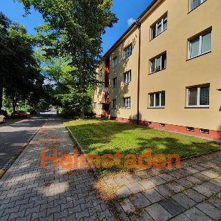 Pronájem bytu 1+kk a garsoniéry 28 m² Karviná, Zakladatelská