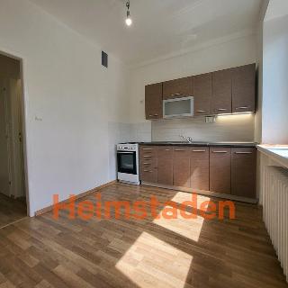 Pronájem bytu 2+1 55 m² Havířov, Radniční