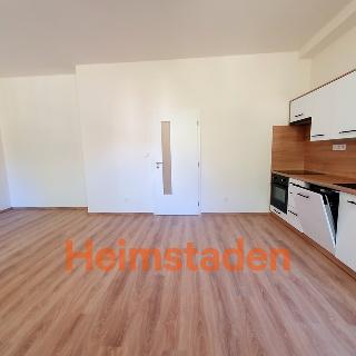 Pronájem bytu 1+kk a garsoniéry 34 m² Ostrava, Porubská