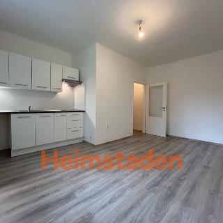 Pronájem bytu 1+kk a garsoniéry 21 m² Havířov, Národní třída