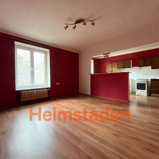 Pronájem bytu 3+1 71 m² Havířov, Hlavní třída