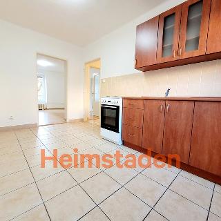 Pronájem bytu 2+1 53 m² Havířov, Hlavní třída