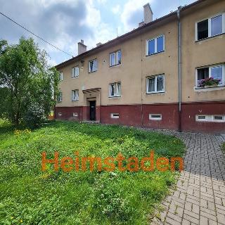 Pronájem bytu 1+1 45 m² Albrechtice, Středová