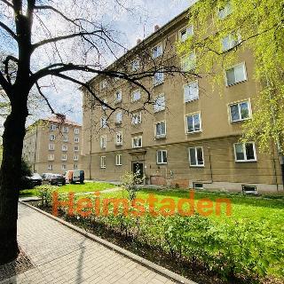 Pronájem bytu 1+kk a garsoniéry 30 m² Ostrava, Matěje Kopeckého