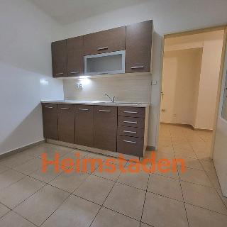 Pronájem bytu 1+kk a garsoniéry 33 m² Havířov, U Stromovky