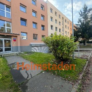 Pronájem bytu 2+1 65 m² Horní Suchá, Stavební