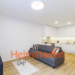 Pronájem bytu 2+kk 61 m² Praha